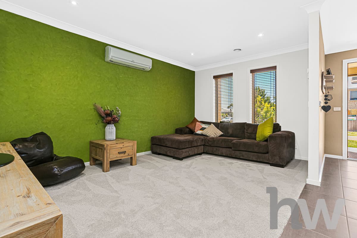 6-7 Phoenix Place, LARA VIC 3212, Lara - Thumbnail 2