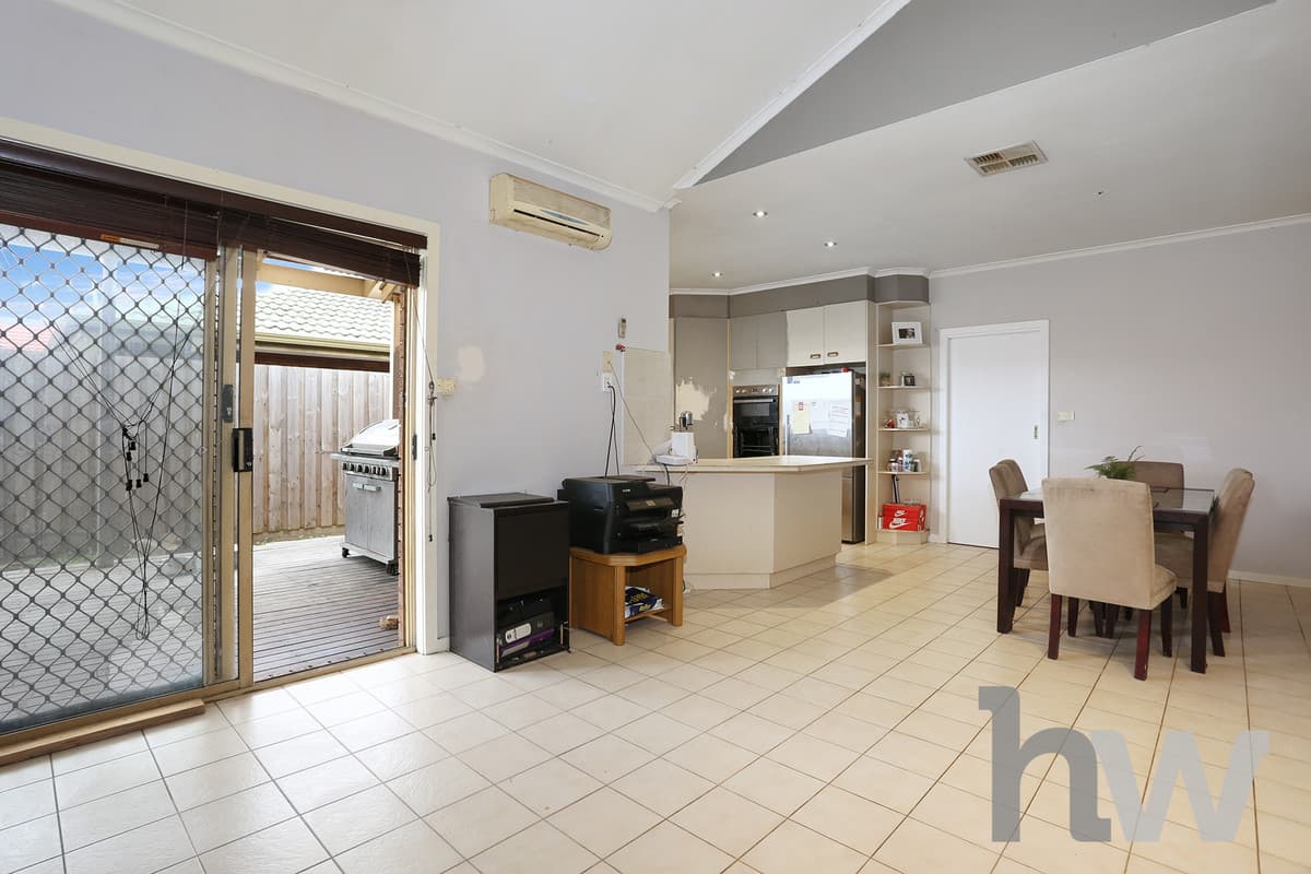 196 Victoria Street, ALTONA MEADOWS VIC 3028, Altona Meadows - Thumbnail 3