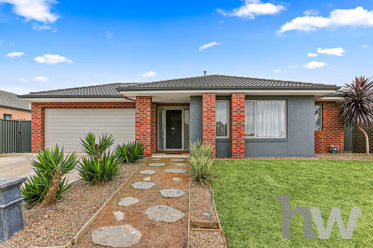 90 Canterbury Road West, LARA VIC 3212, Lara - Thumbnail 2