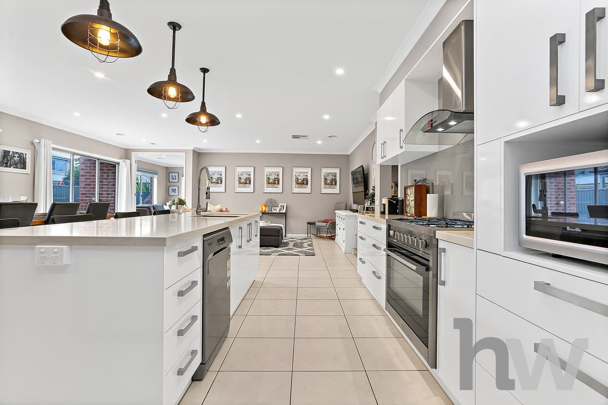 90 Canterbury Road West, LARA VIC 3212, Lara - Thumbnail 6