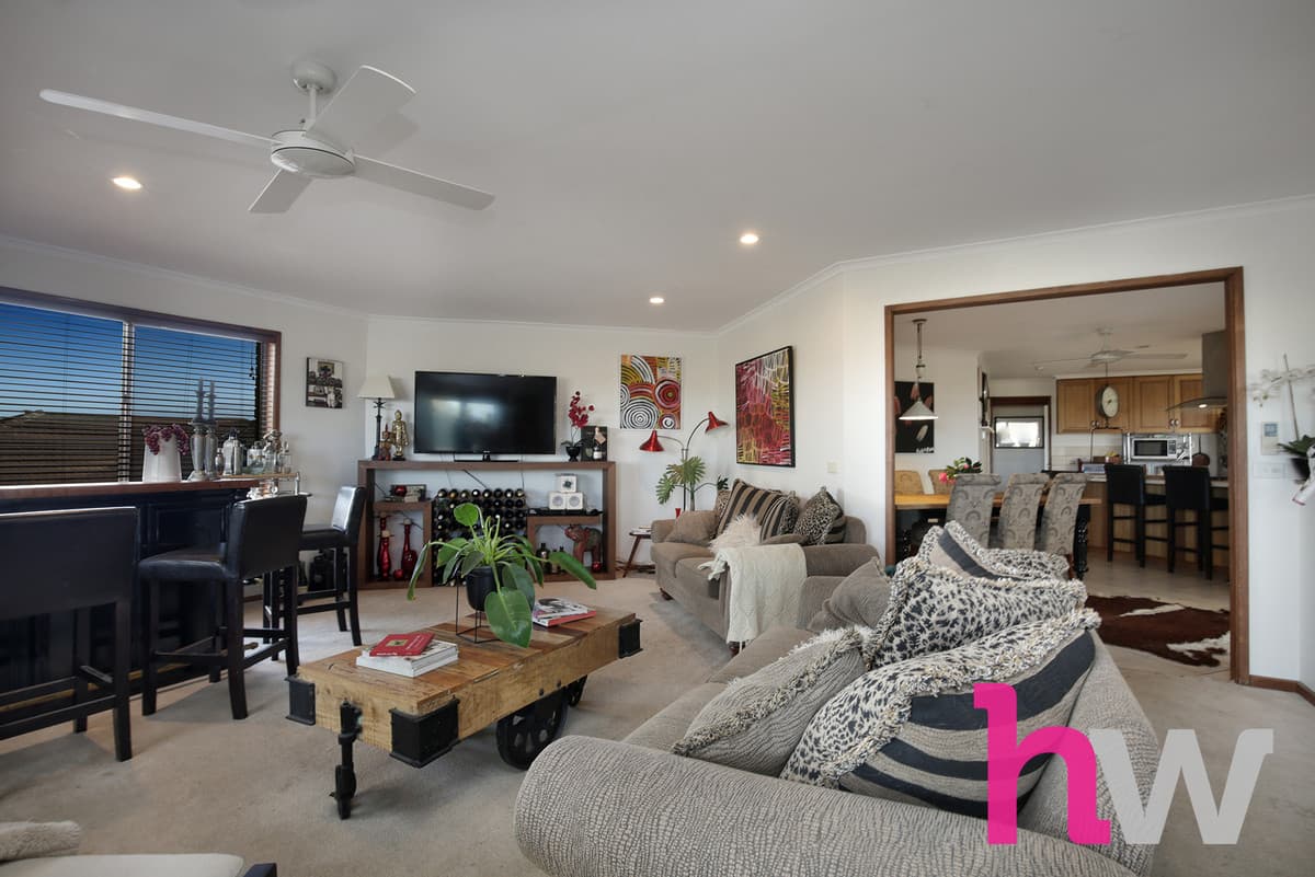 32 JAMES COOK Drive, WANDANA HEIGHTS VIC 3216, Wandana Heights - Thumbnail 4