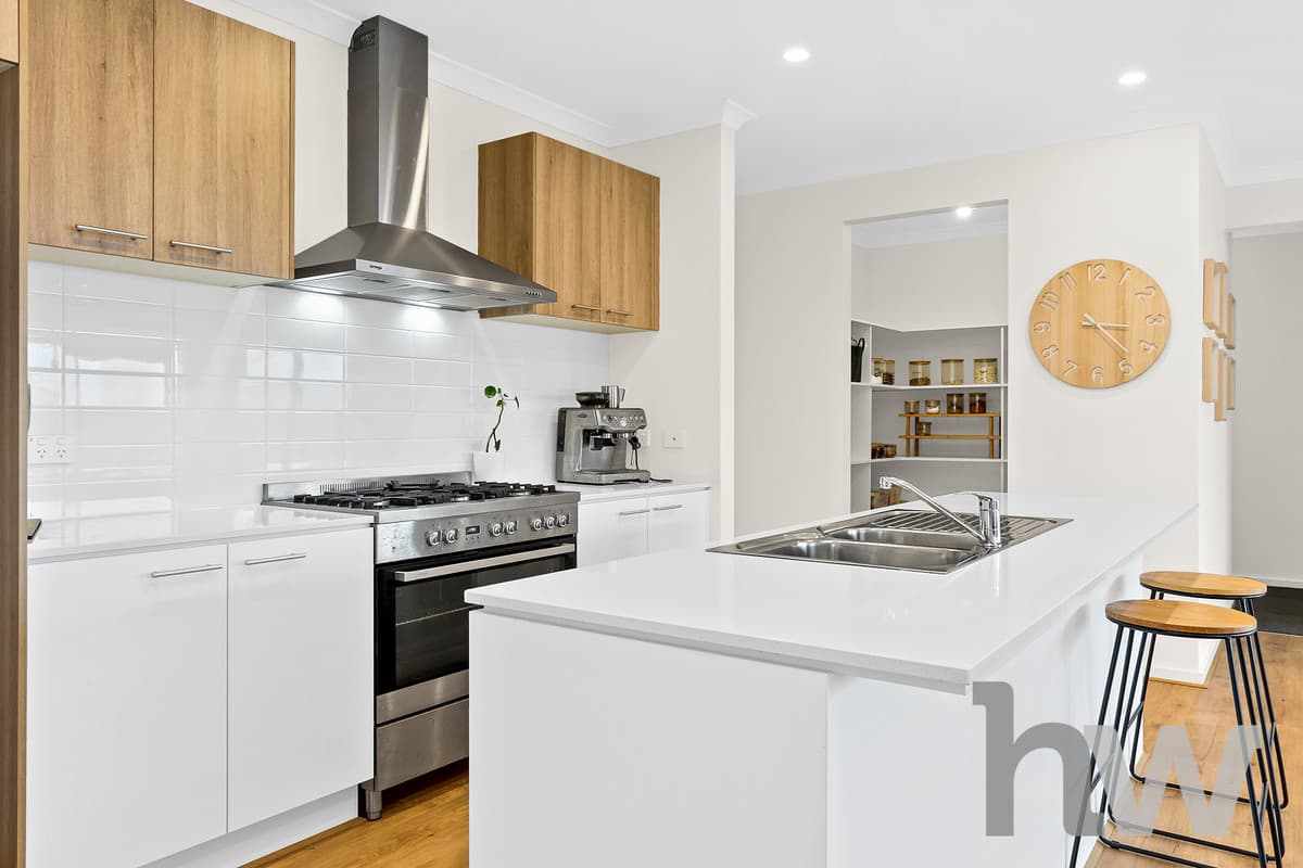 32 Broadhead Way, BANNOCKBURN VIC 3331, Bannockburn - Thumbnail 4