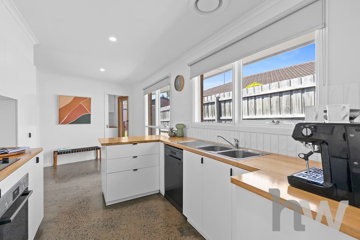 8 Beltana Street, GROVEDALE VIC 3216, Grovedale - Thumbnail 3