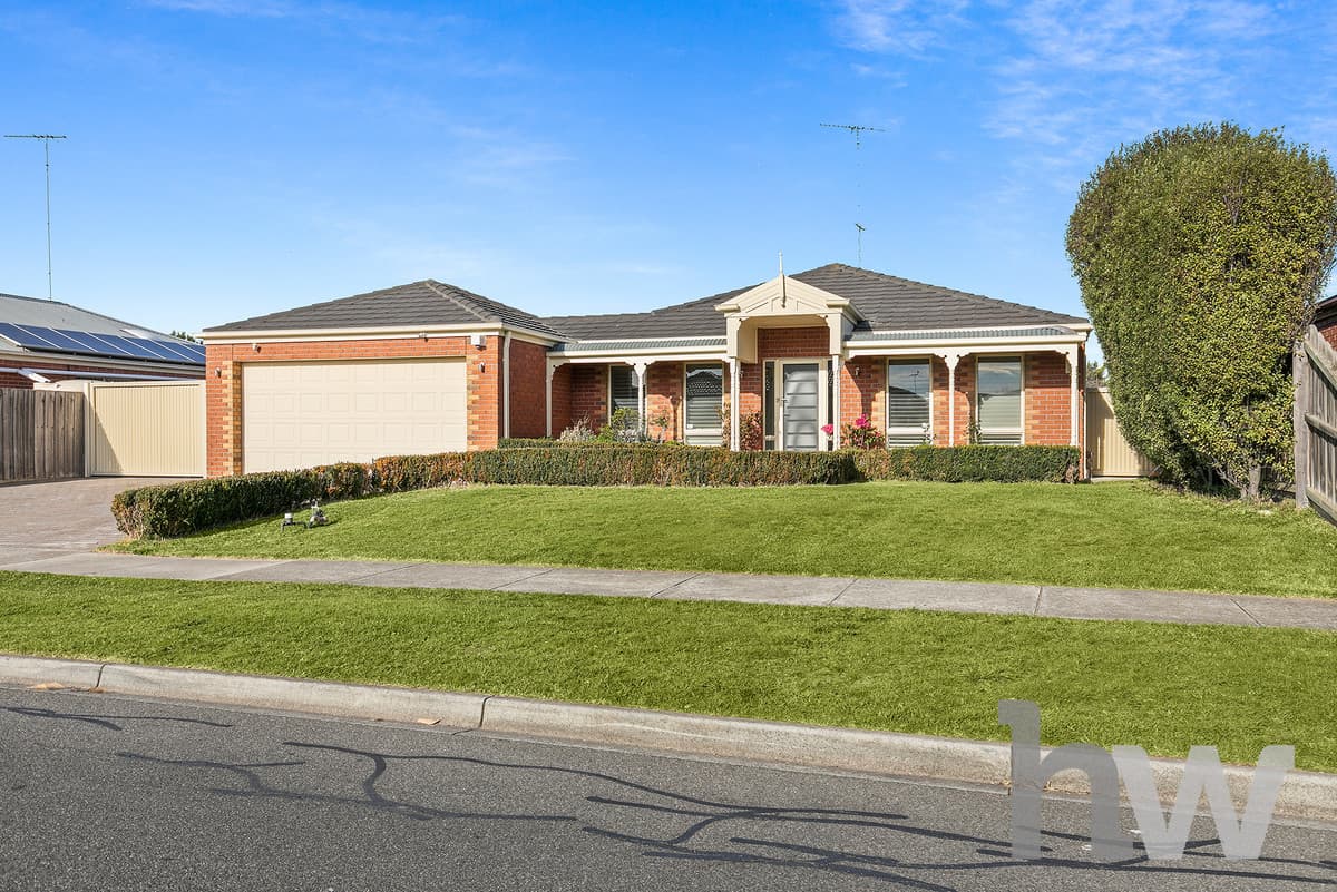 8 Paratone Crescent, ST ALBANS PARK VIC 3219, St Albans Park - Thumbnail 2