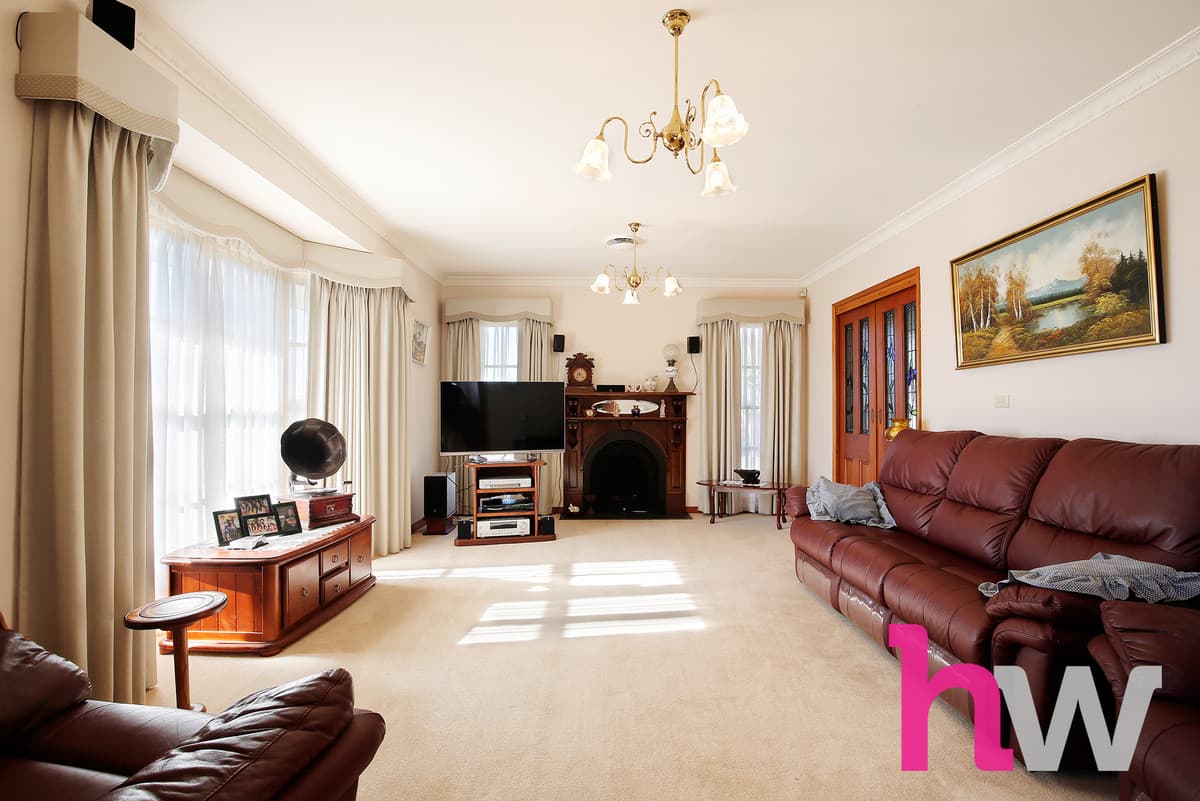2 Bordeaux Drive, WAURN PONDS VIC 3216, Waurn Ponds - Thumbnail 2