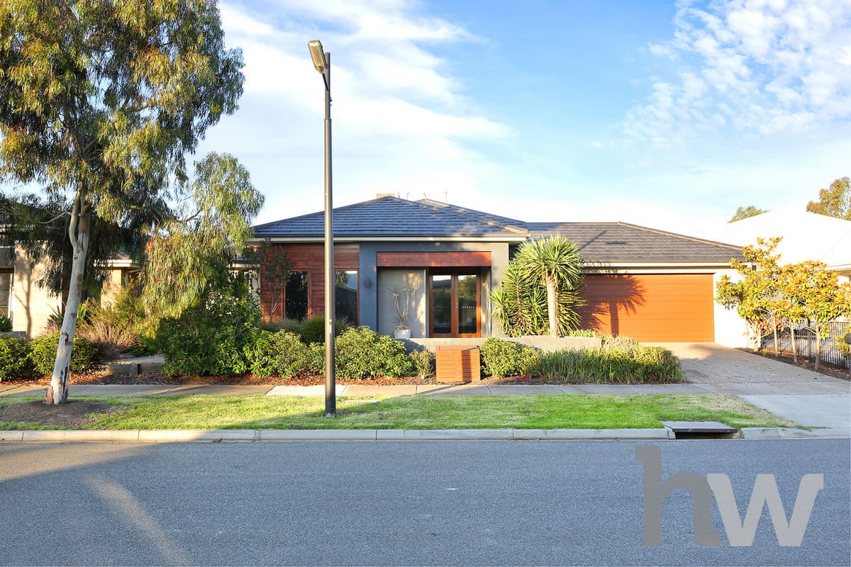 19 Silky Oak Lane, ARMSTRONG CREEK VIC 3217, Armstrong Creek - Thumbnail 2