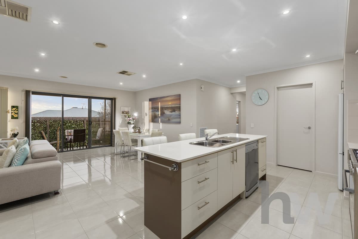 79 Pethajohn Parade, GROVEDALE VIC 3216, Grovedale - Thumbnail 7