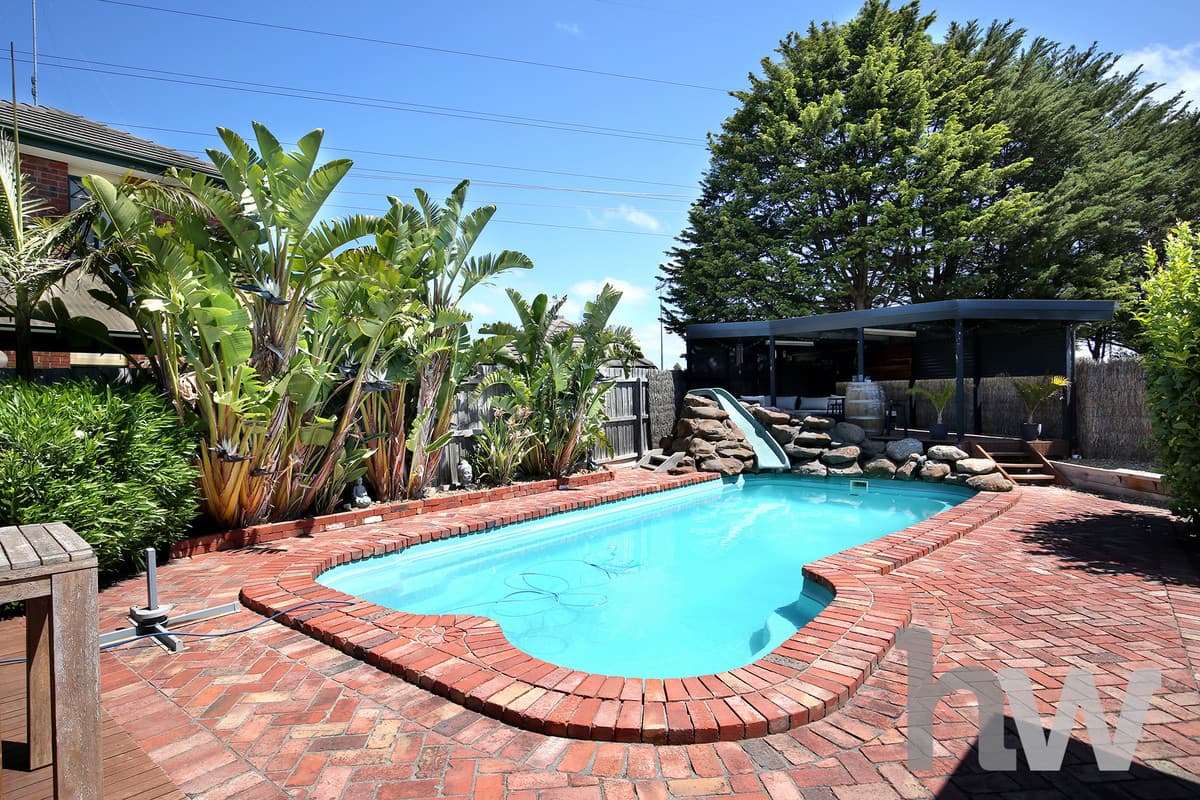 13 Waurn Park Court, BELMONT VIC 3216, Belmont - Thumbnail 2