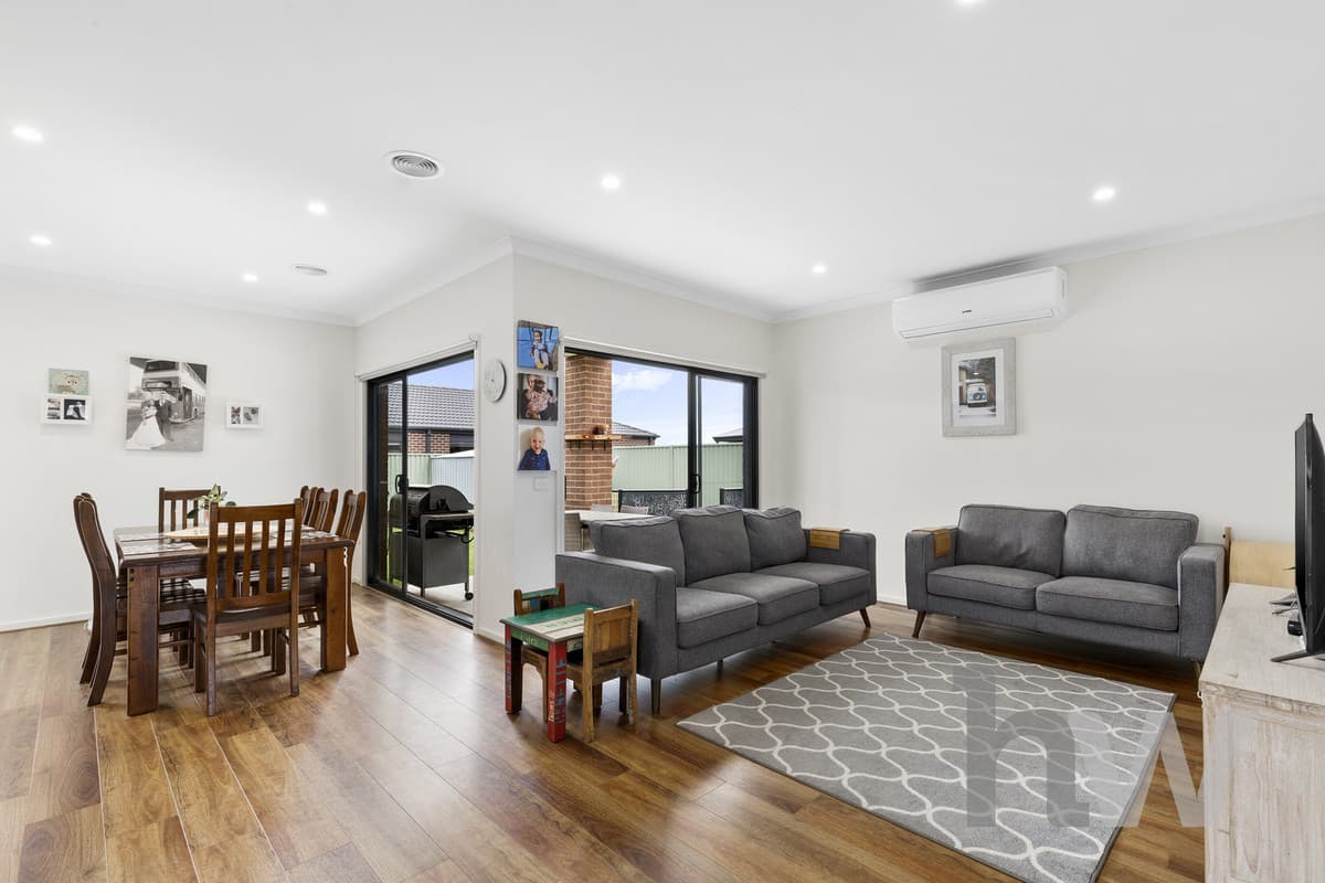 77 Batson Street, WINCHELSEA VIC 3241, Winchelsea - Thumbnail 2