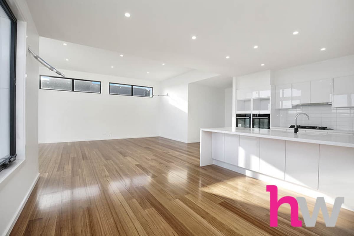 8 Foymount Crescent, HIGHTON VIC 3216, Highton - Thumbnail 2