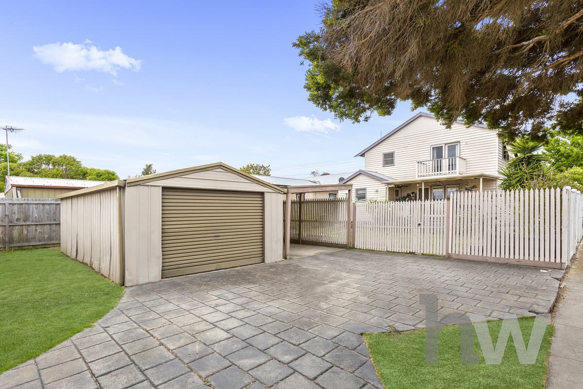 61 Roslyn Road, BELMONT VIC 3216, Belmont - Thumbnail 4