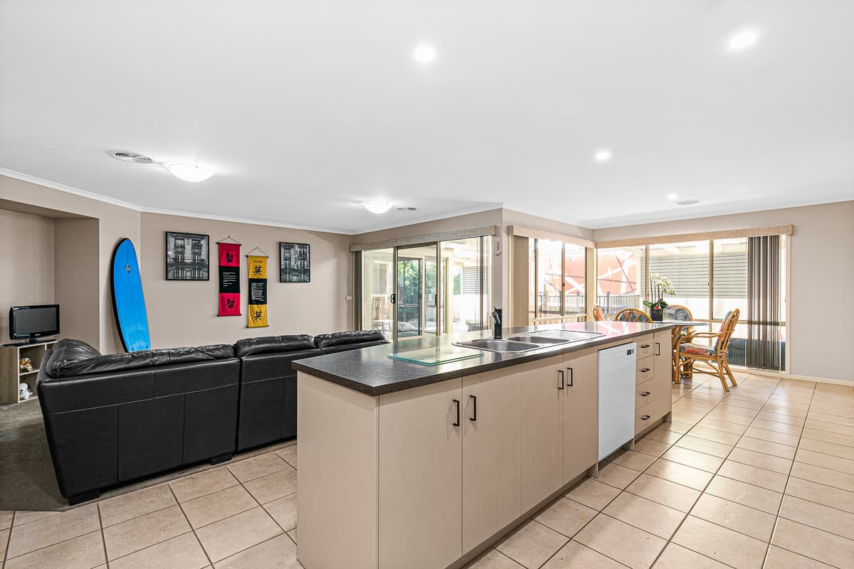 66 Ghazeepore Road, WAURN PONDS VIC 3216, Waurn Ponds - Thumbnail 3