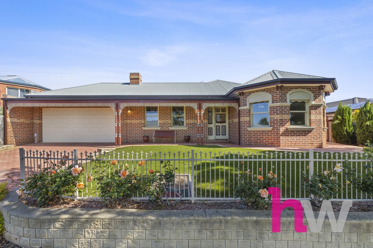 27 Manet Avenue, GROVEDALE VIC 3216, Grovedale - Thumbnail 2