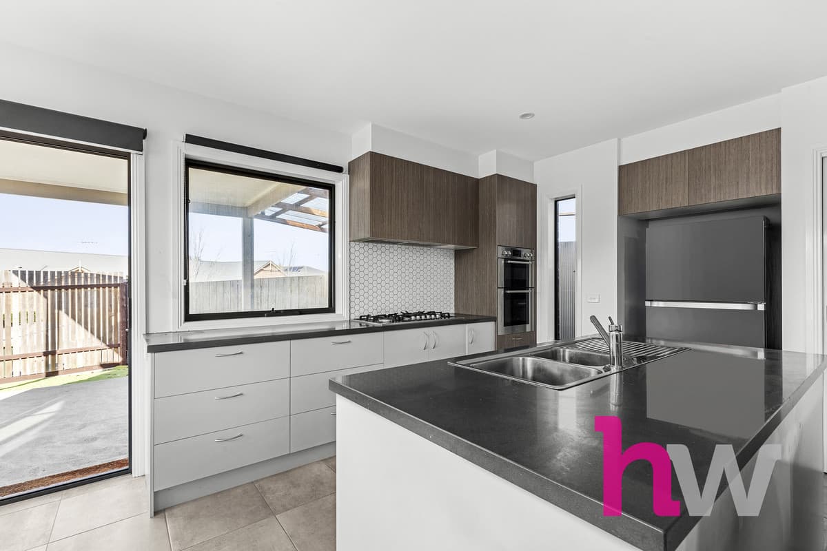 1 Chablis Court, WAURN PONDS VIC 3216, Waurn Ponds - Thumbnail 3