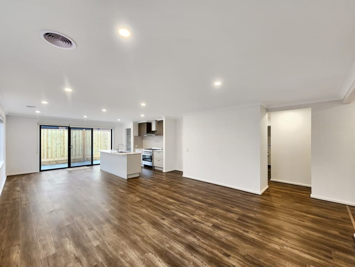 131 Bramley Avenue, CHARLEMONT VIC 3217, Charlemont - Thumbnail 4