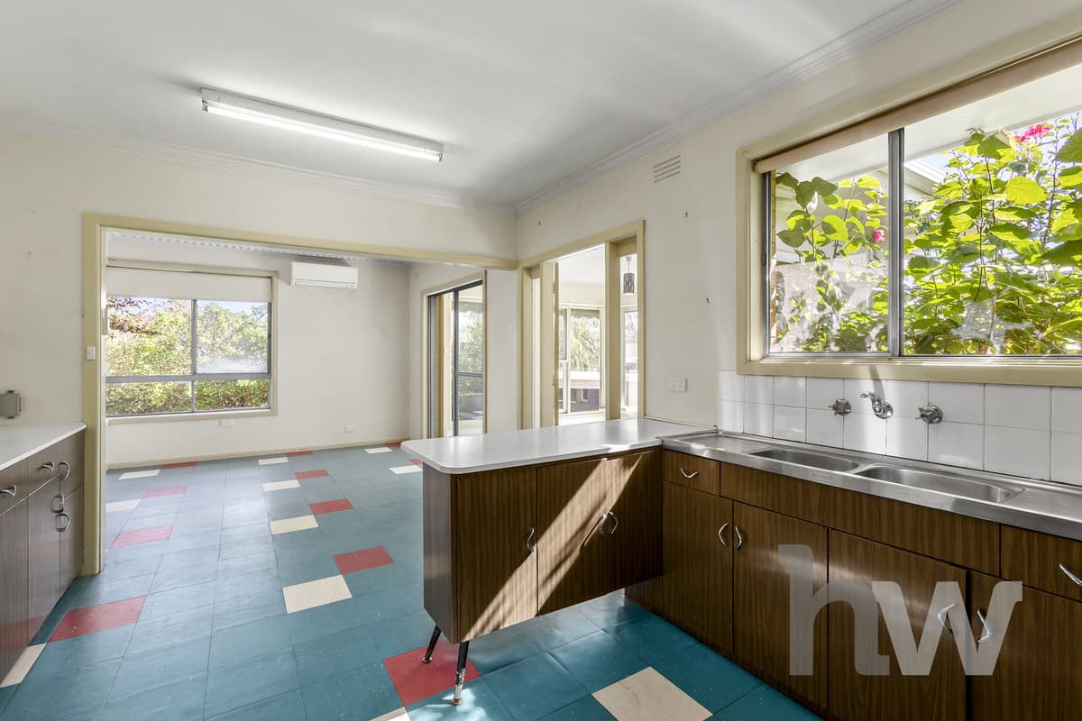 8 Moreton Bay Drive, HIGHTON VIC 3216, Highton - Thumbnail 4