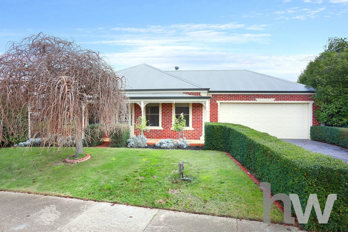 70 Augustine Drive, HIGHTON VIC 3216, Highton - Image 1