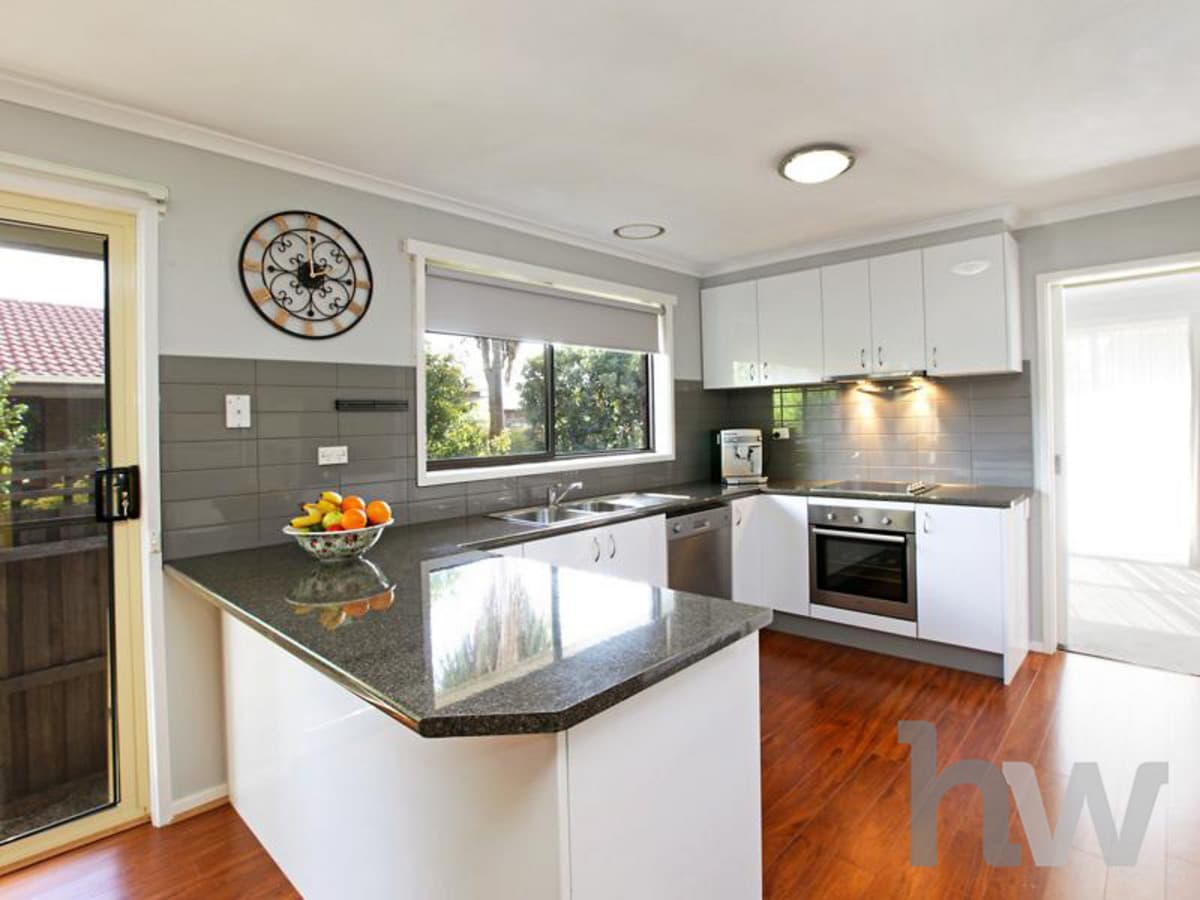 83 Wingarra Drive, GROVEDALE VIC 3216, Grovedale - Thumbnail 3