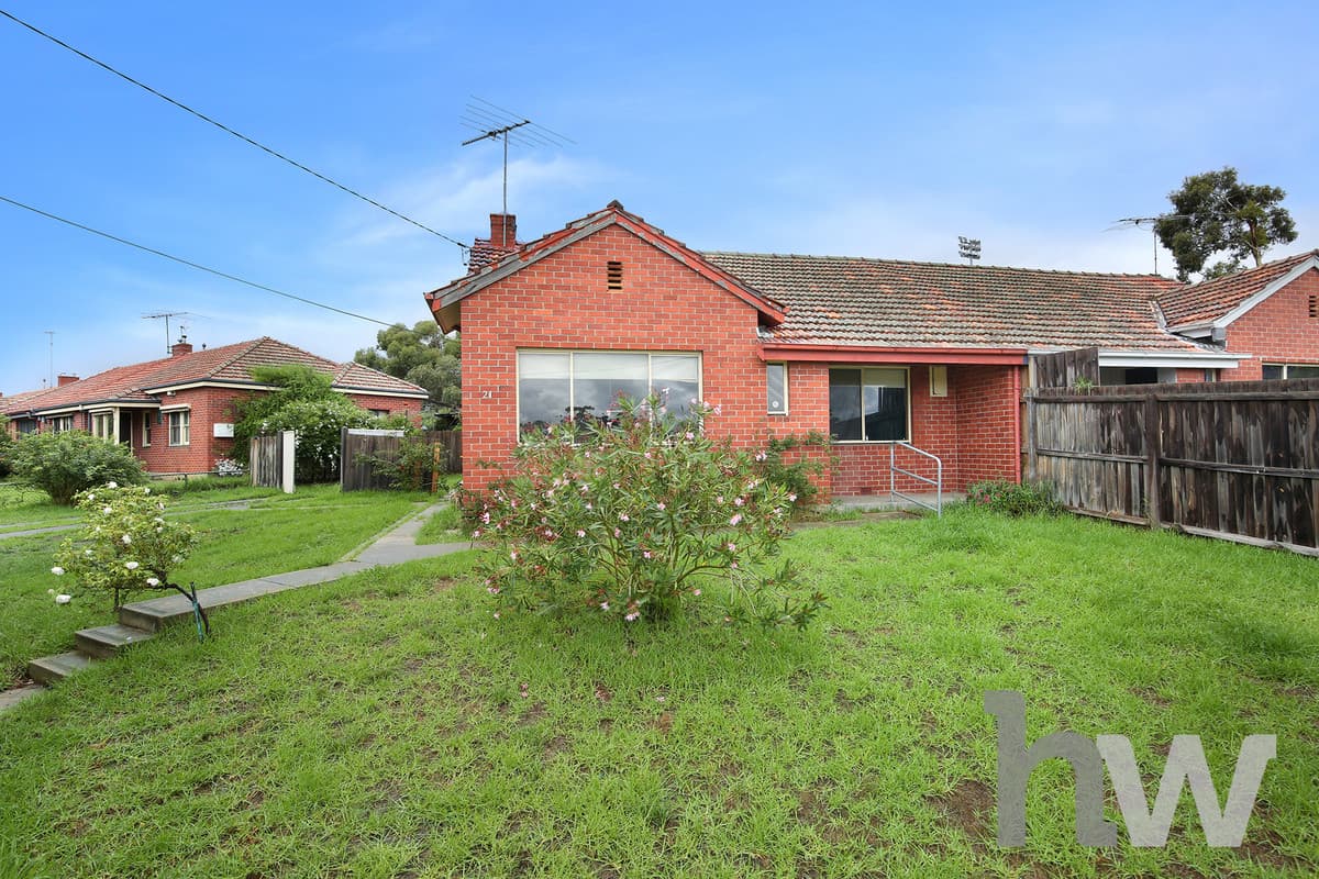 21 Pattison Avenue, NORTH GEELONG VIC 3215, North Geelong - Image 1