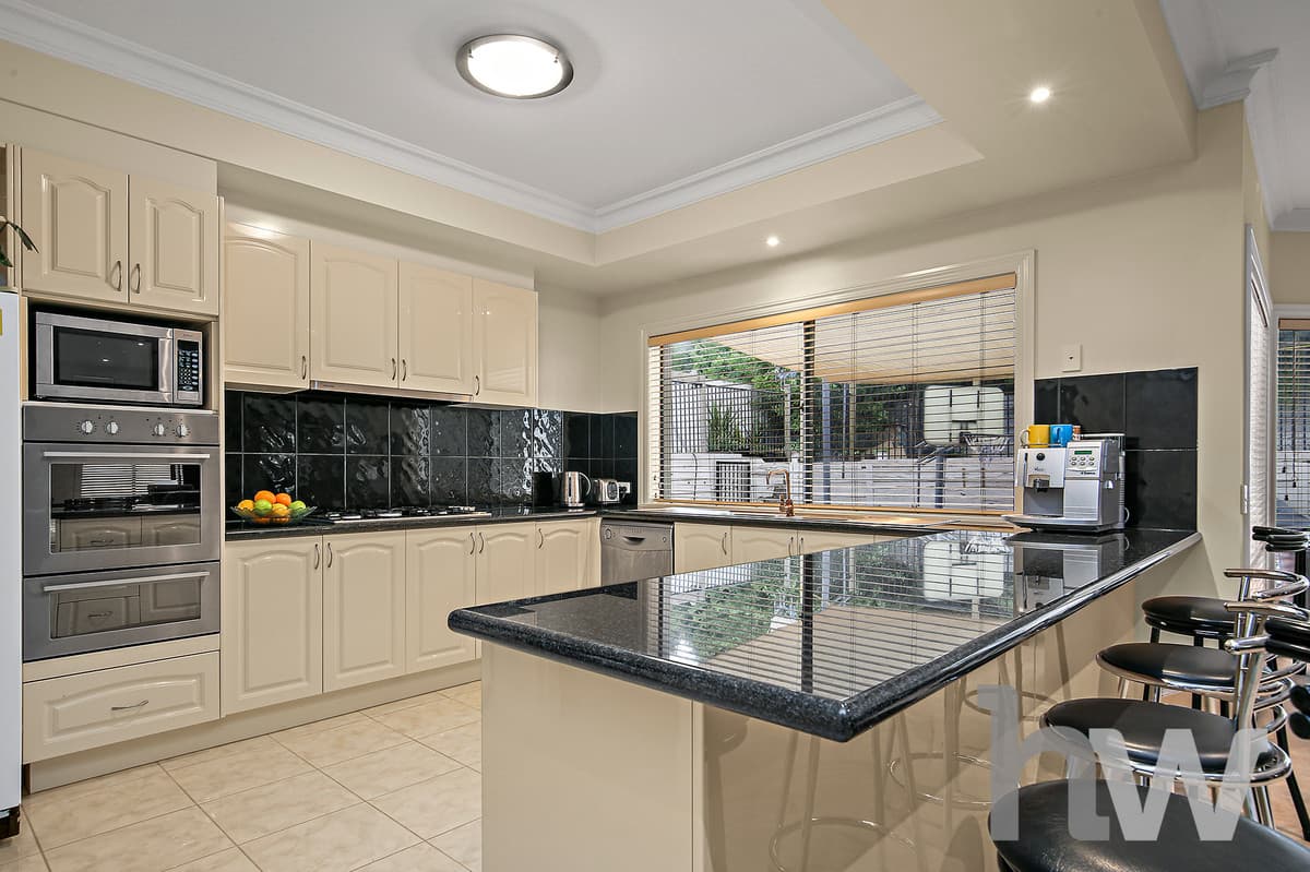 38 Dane Avenue, BELL POST HILL VIC 3215, Bell Post Hill - Thumbnail 4