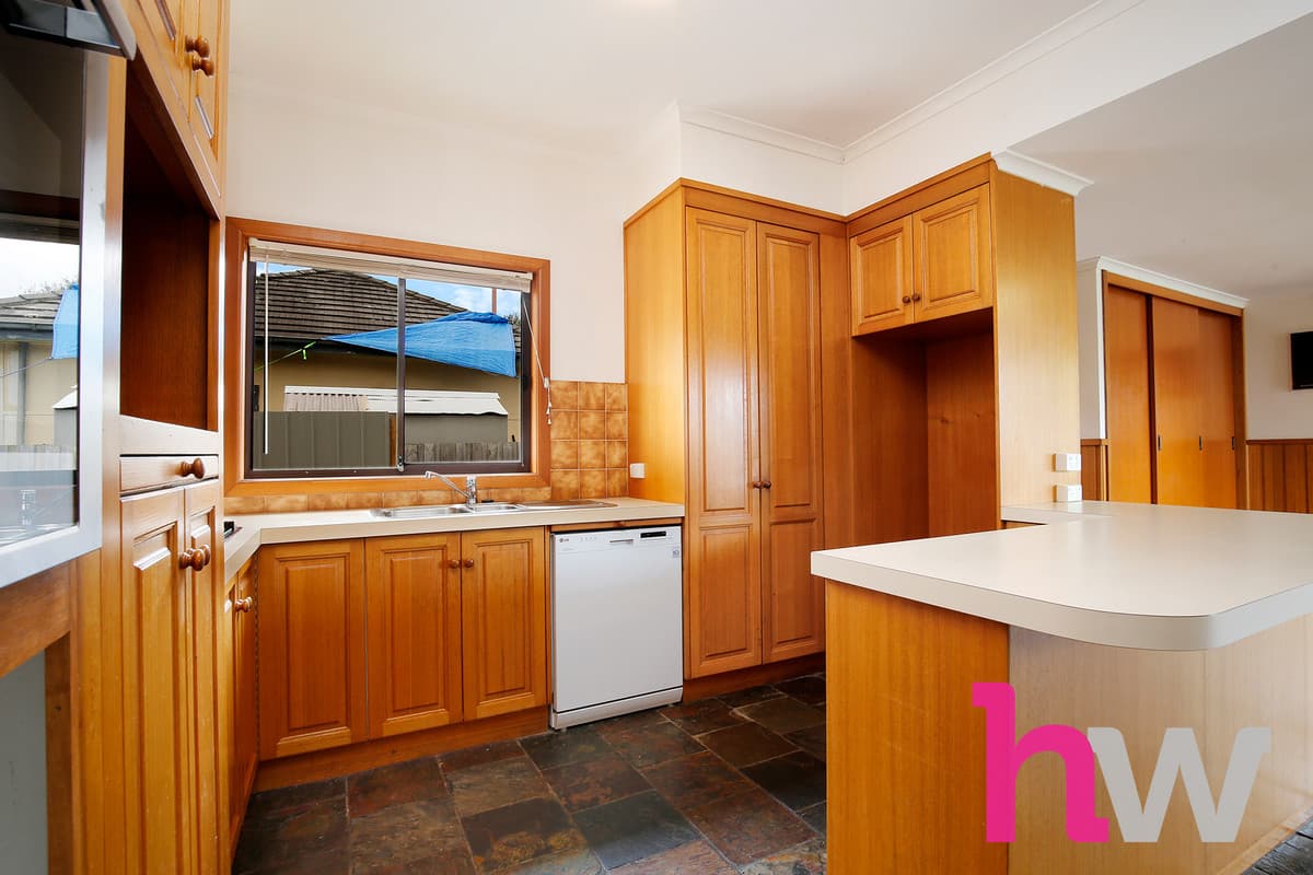 28a McNeill Avenue, EAST GEELONG VIC 3219, East Geelong - Thumbnail 2