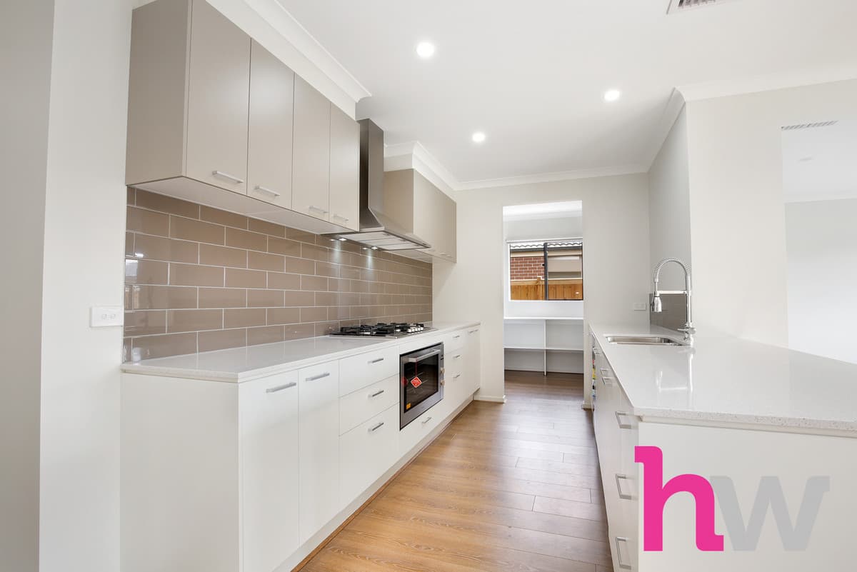 7 Lodge Place, ARMSTRONG CREEK VIC 3217, Armstrong Creek - Thumbnail 2