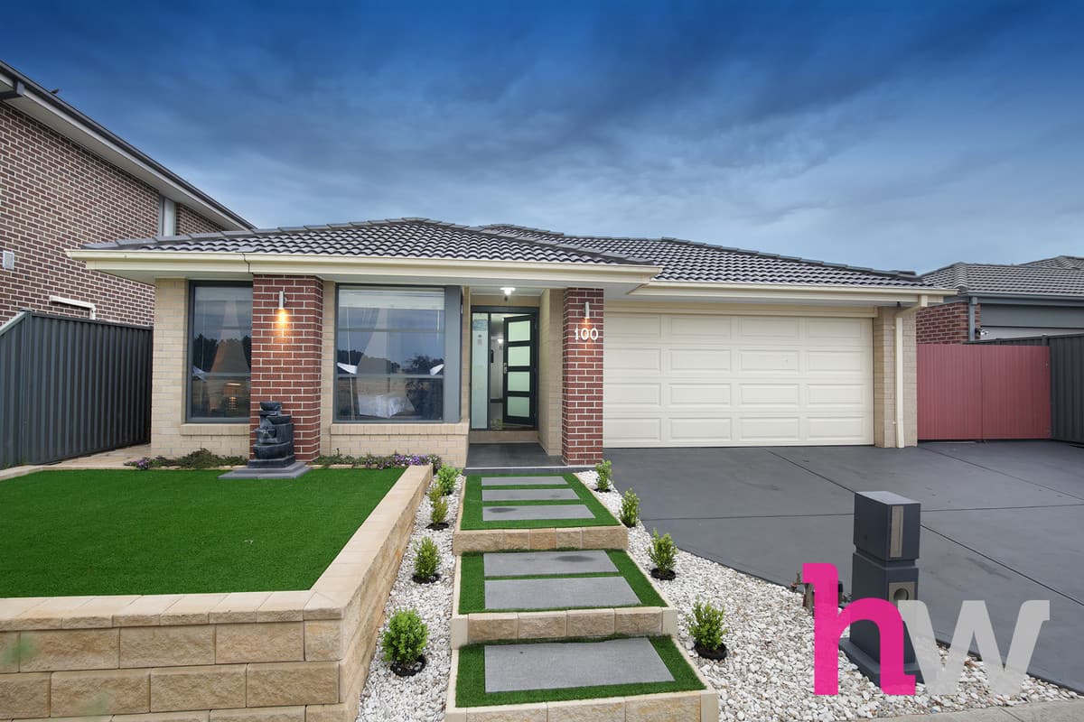 100 Canterbury Road West, LARA VIC 3212, Lara - Image 1
