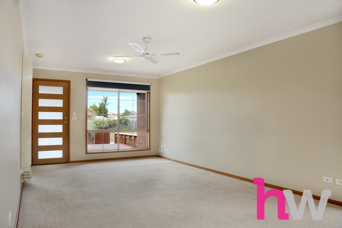 2A Dunmow Crescent, HAMLYN HEIGHTS VIC 3215, Hamlyn Heights - Thumbnail 2