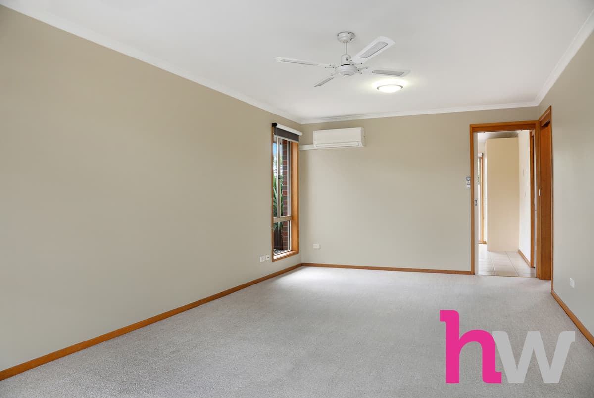 2A Dunmow Crescent, HAMLYN HEIGHTS VIC 3215, Hamlyn Heights - Thumbnail 3
