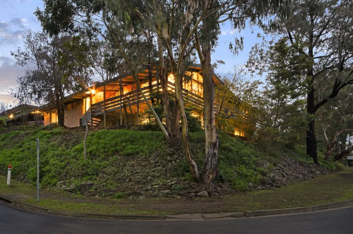 15 Challambra Crescent, HIGHTON VIC 3216, Highton - Thumbnail 2