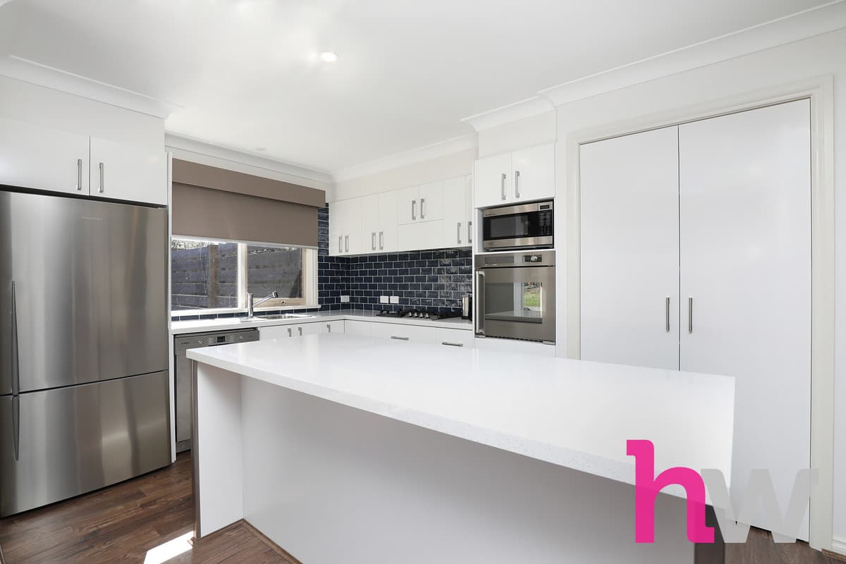 11 Glaneuse Avenue, TORQUAY VIC 3228, Torquay - Thumbnail 3
