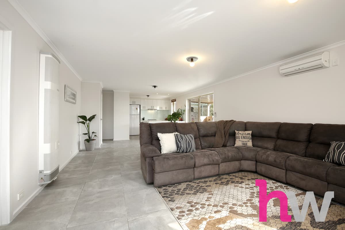 16 Ghazeepore Road, WAURN PONDS VIC 3216, Waurn Ponds - Thumbnail 3
