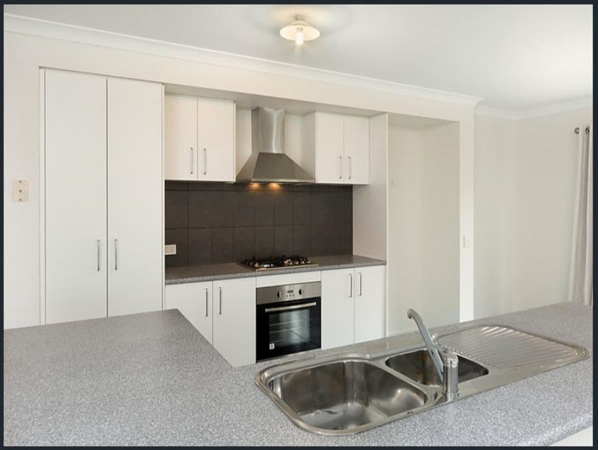 7 Freshwater Drive, ARMSTRONG CREEK VIC 3217, Armstrong Creek - Thumbnail 4
