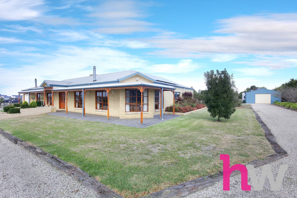 96 Yverdon Drive, BANNOCKBURN VIC 3331, Bannockburn - Thumbnail 2