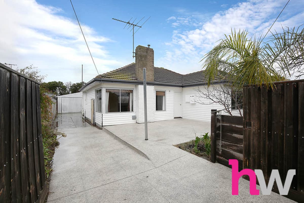 23 Vistula Avenue, BELL PARK VIC 3215, Bell Park - Thumbnail 2