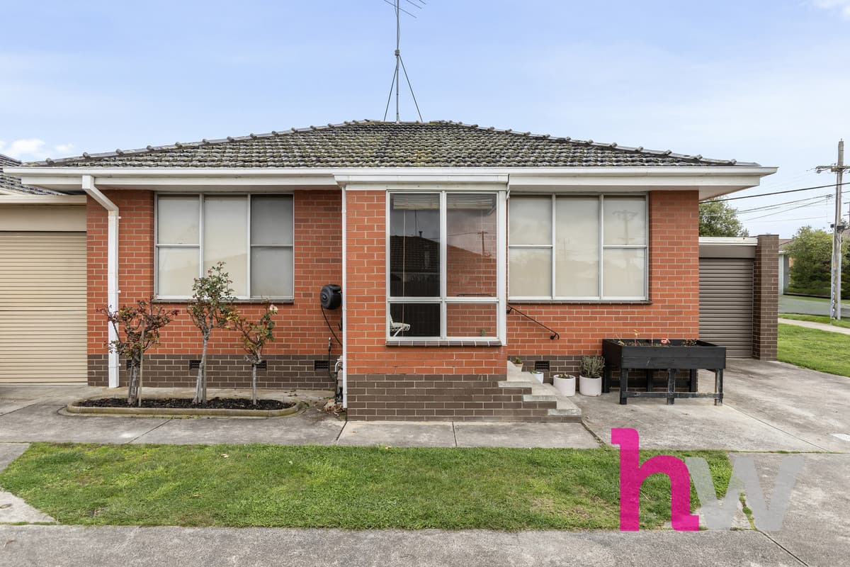 1 / 4 Oxford Street, WHITTINGTON VIC 3219, Whittington - Image 1