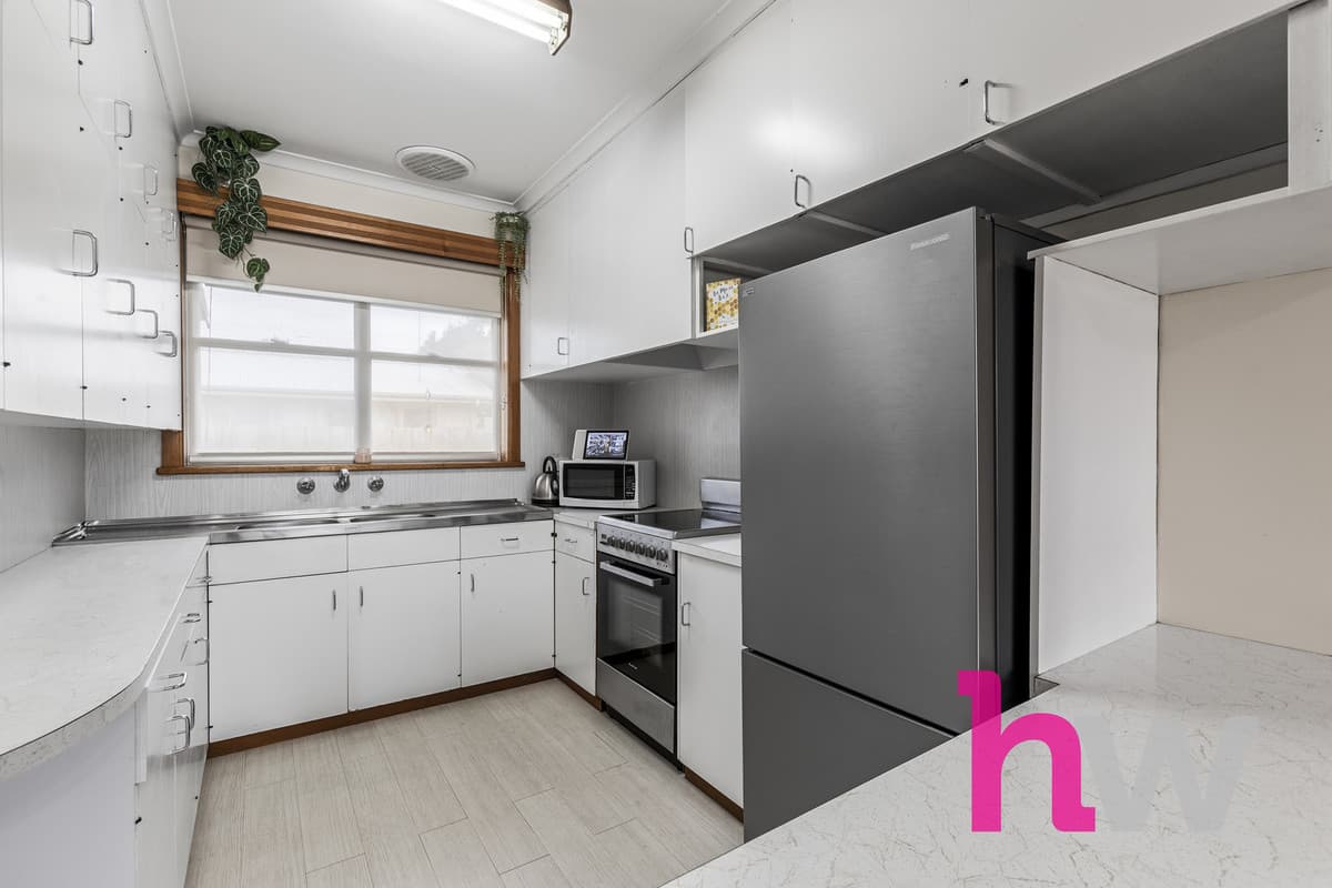 1 / 4 Oxford Street, WHITTINGTON VIC 3219, Whittington - Thumbnail 4
