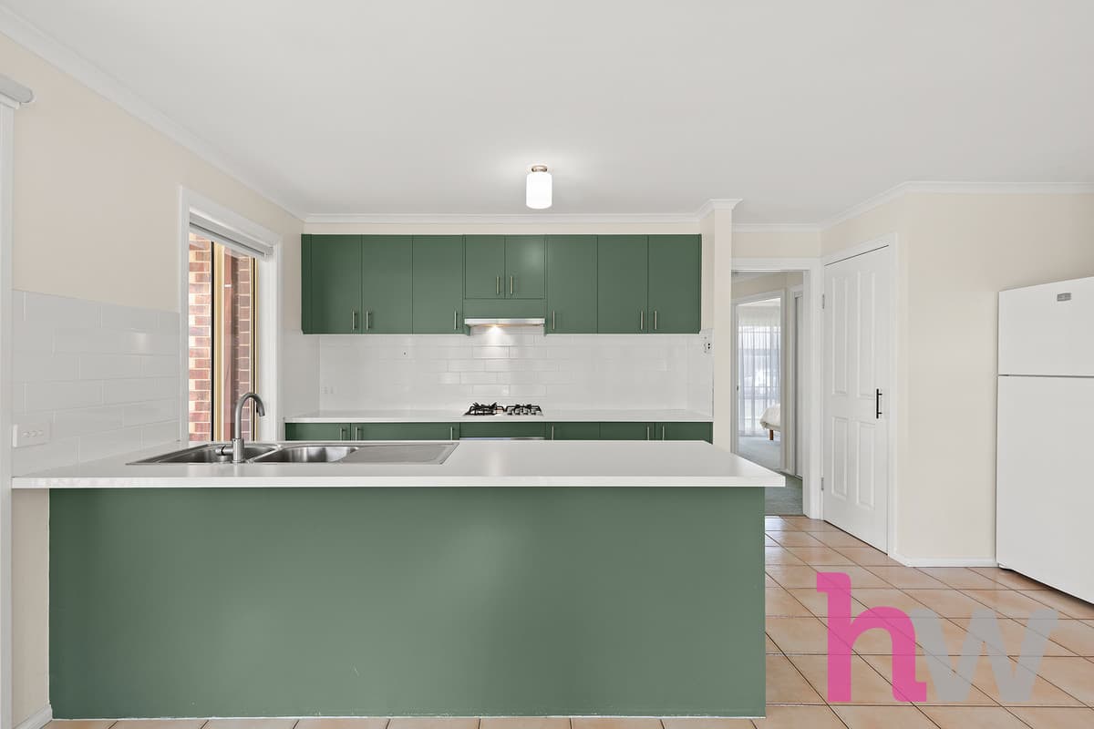 27 Homestead Drive, ST ALBANS PARK VIC 3219, St Albans Park - Thumbnail 3