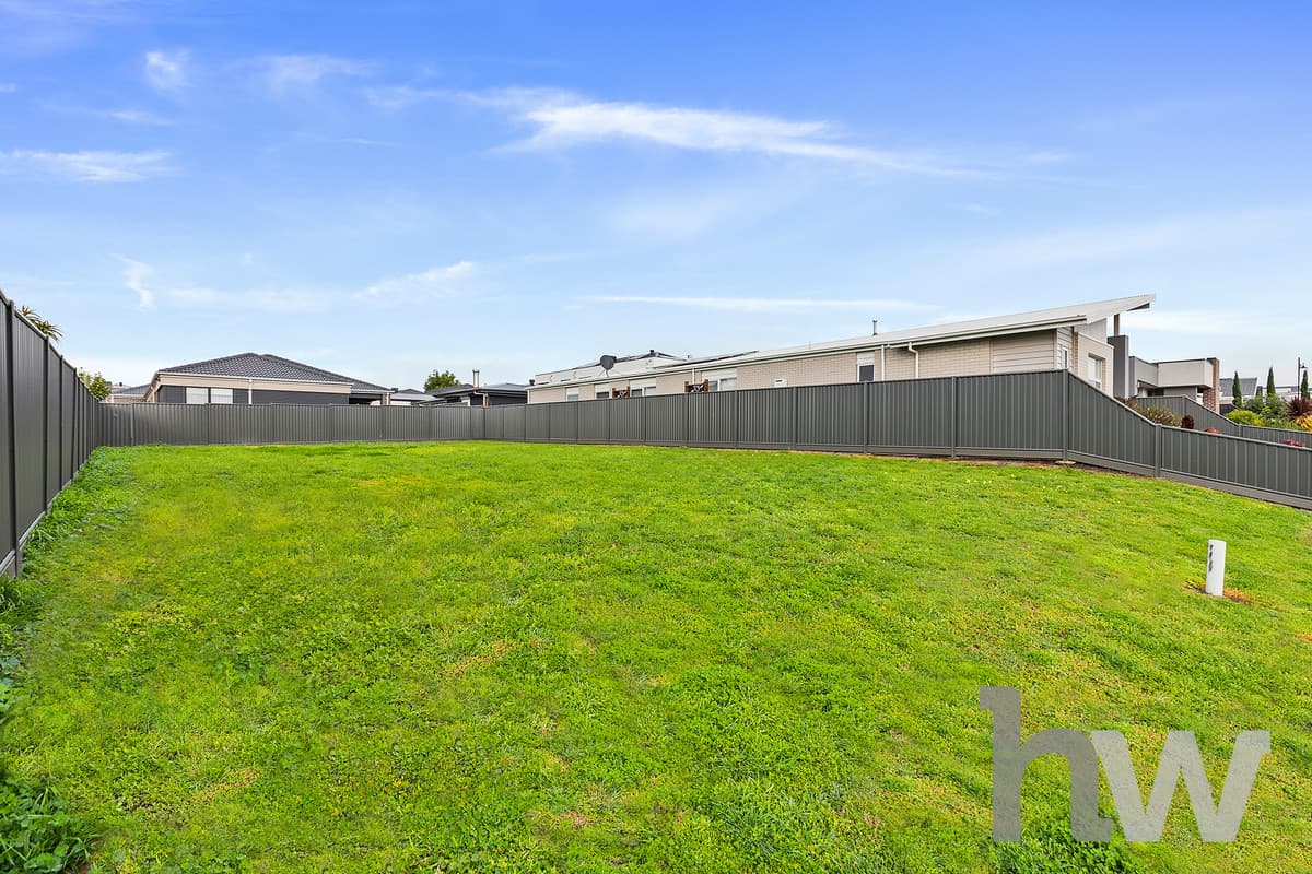 13 Rowlock Place, CURLEWIS VIC 3222, Curlewis - Thumbnail 2