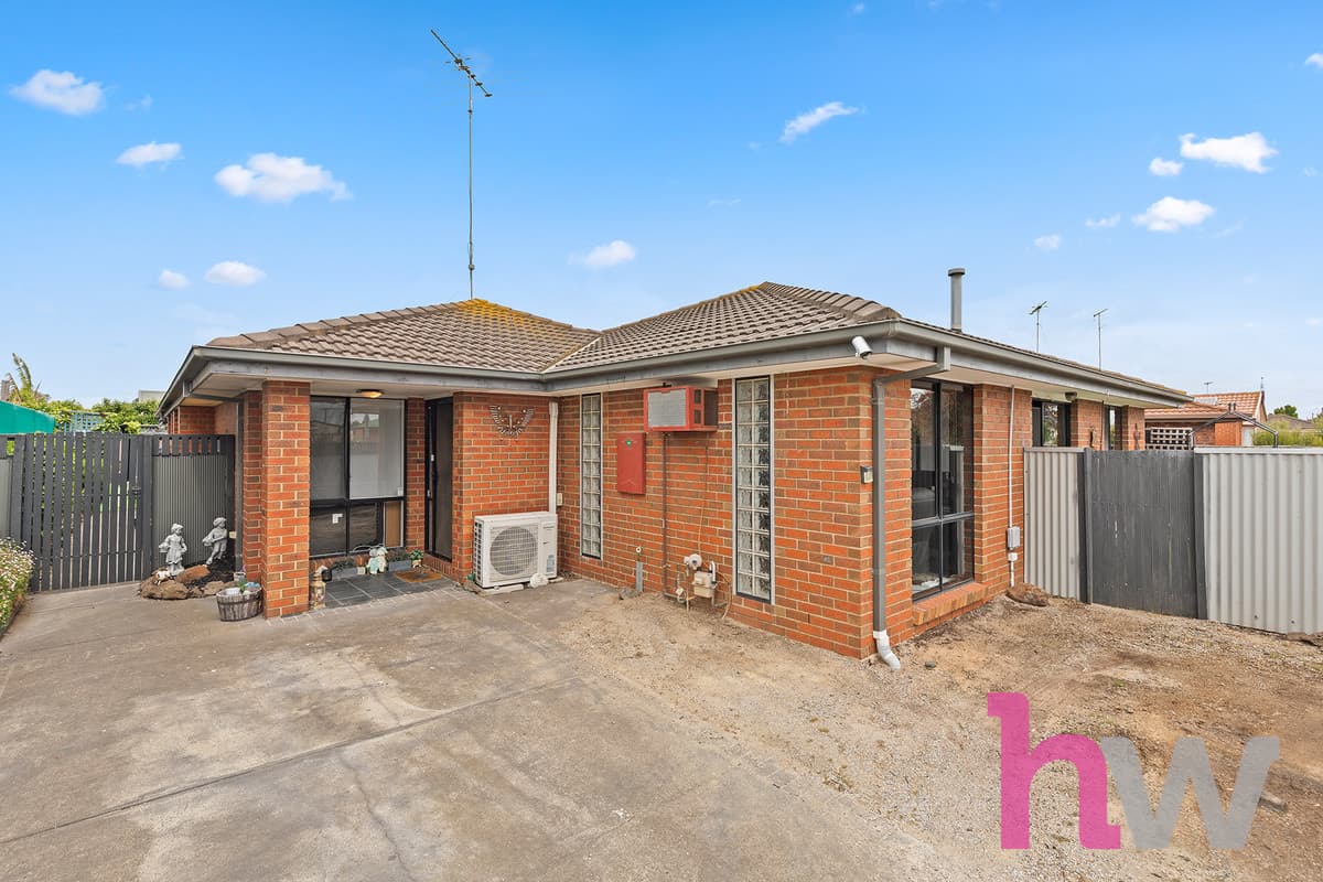 26 Meadenhall Drive, ST ALBANS PARK VIC 3219, St Albans Park - Thumbnail 2
