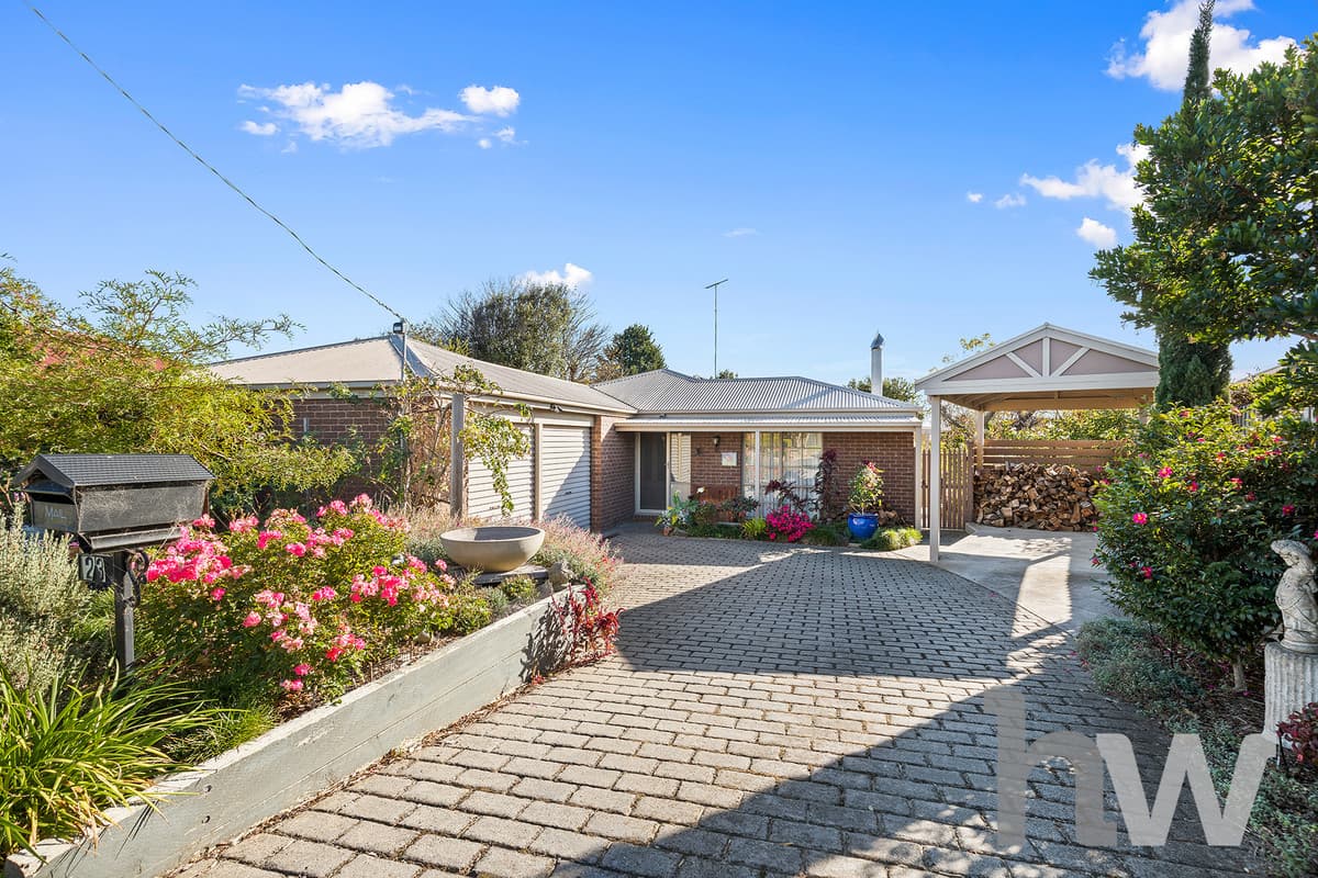 23 Greenbank Court, LEOPOLD VIC 3224, Leopold - Thumbnail 2