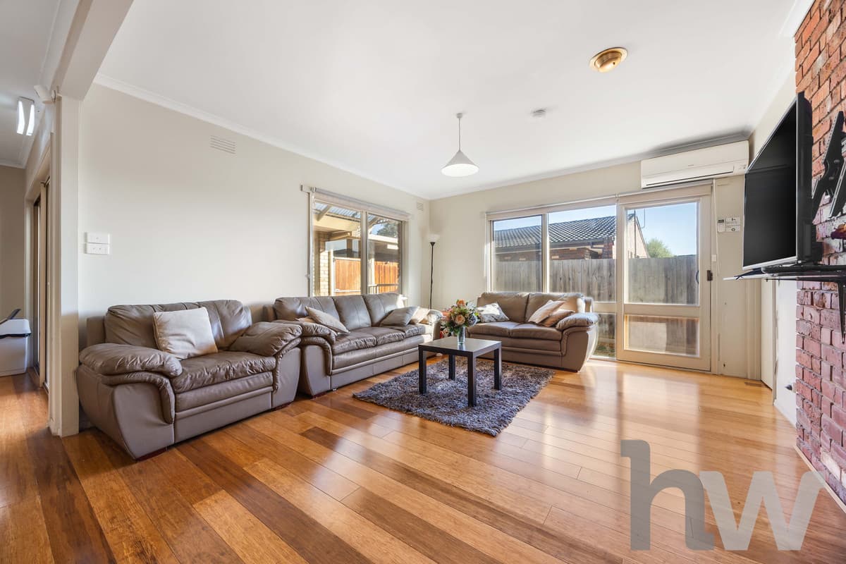 25 Carnarvon Drive, GROVEDALE VIC 3216, Grovedale - Image 1