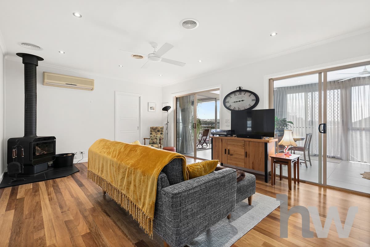 4 Merlot Street, WAURN PONDS VIC 3216, Waurn Ponds - Thumbnail 4
