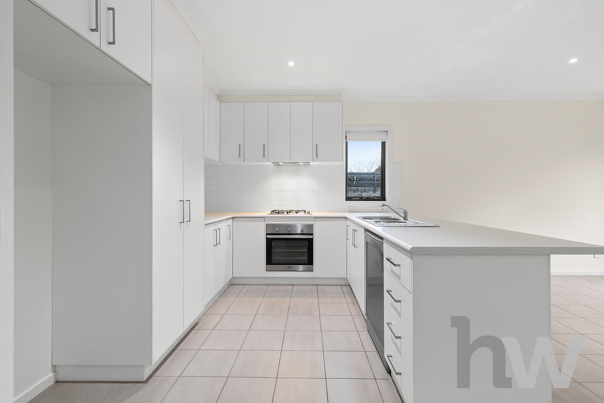1 / 11 Jenna Court, ST ALBANS PARK VIC 3219, St Albans Park - Thumbnail 4