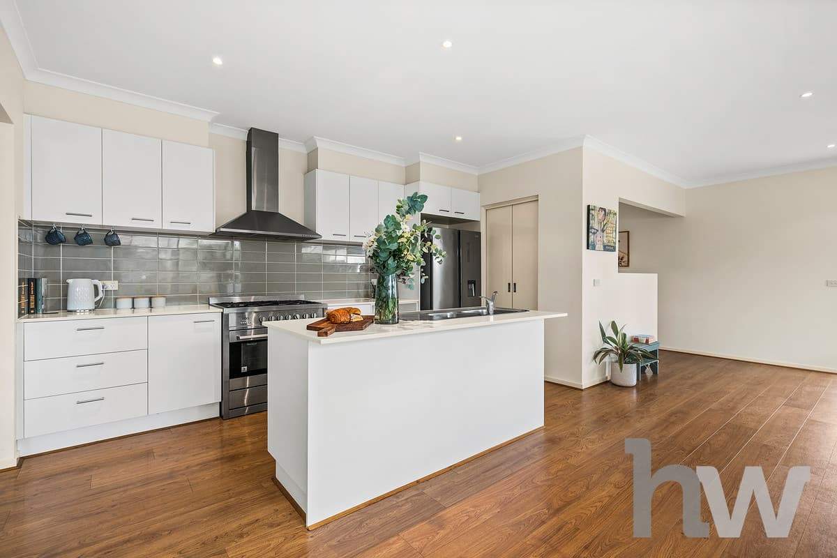 10 Badminton Court, MARSHALL VIC 3216, Marshall - Thumbnail 3