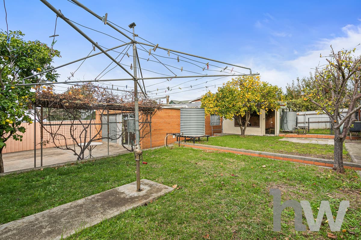 33 Kinlock Street, BELL POST HILL VIC 3215, Bell Post Hill - Thumbnail 6