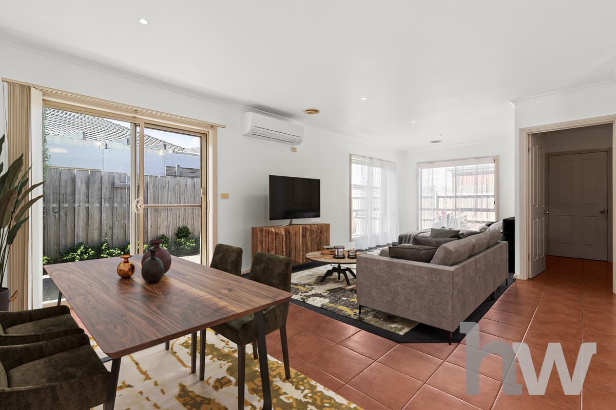 2 / 11-13 Roseview Way, ST ALBANS PARK VIC 3219, St Albans Park - Thumbnail 3
