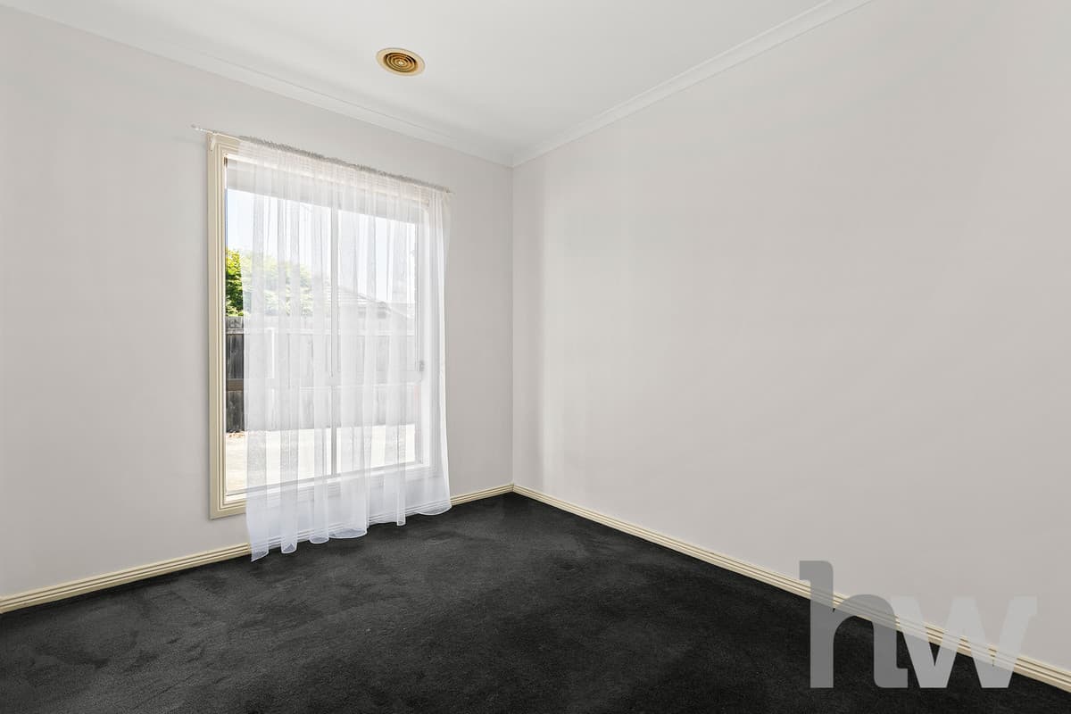 2 / 11-13 Roseview Way, ST ALBANS PARK VIC 3219, St Albans Park - Thumbnail 8