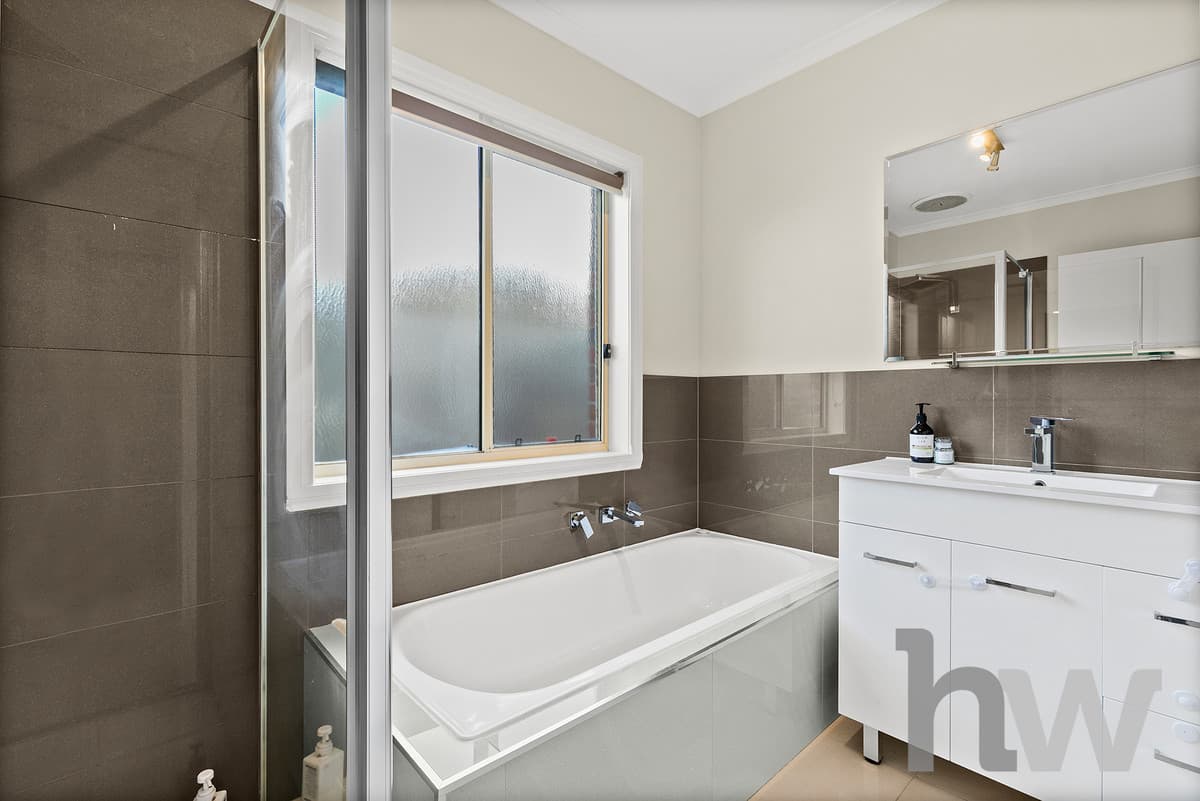 8 / 15-19 Thompson Street, WHITTINGTON VIC 3219, Whittington - Thumbnail 7