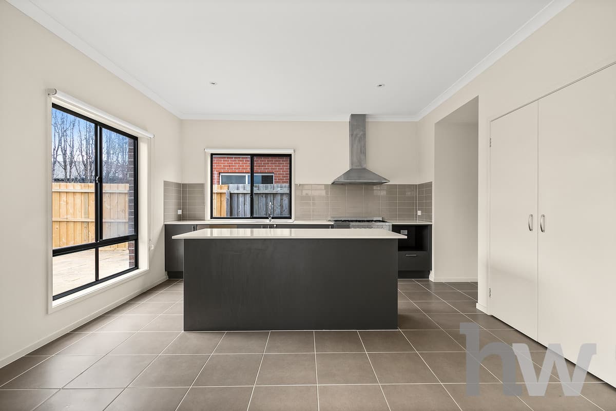 9 Whitfords Drive, ARMSTRONG CREEK VIC 3217, Armstrong Creek - Thumbnail 6